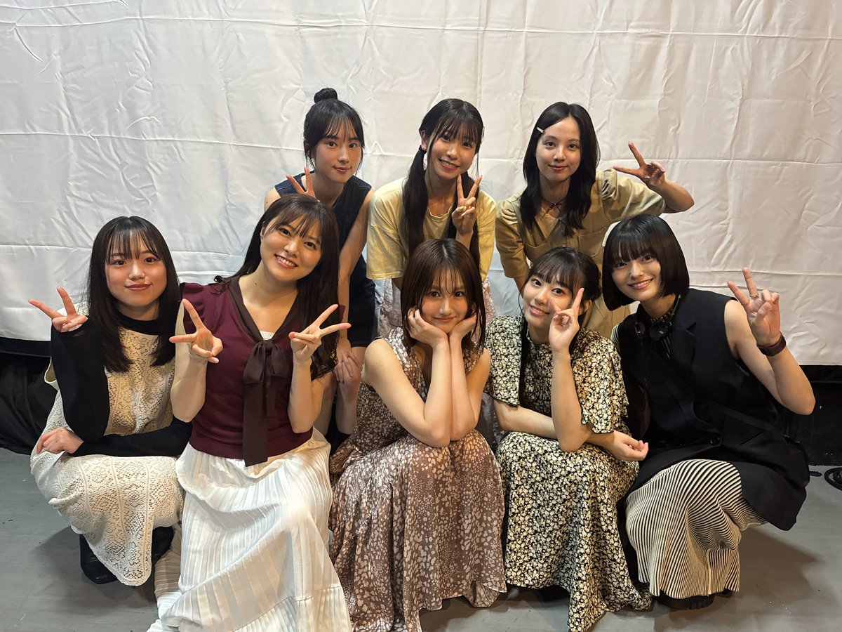 「月を跨ぐvol15」🌕
無事終了いたしました！👏

月の終わりと始まりはシアター#15🌙
「はしにも、ぼうにも。」🥢

ご来場いただきまして
誠にありがとうございました！

“ドキュメンタリー＋本編映像”
配信により引き続きお楽しみください！！
t.livepocket.jp/e/nimonimohais…