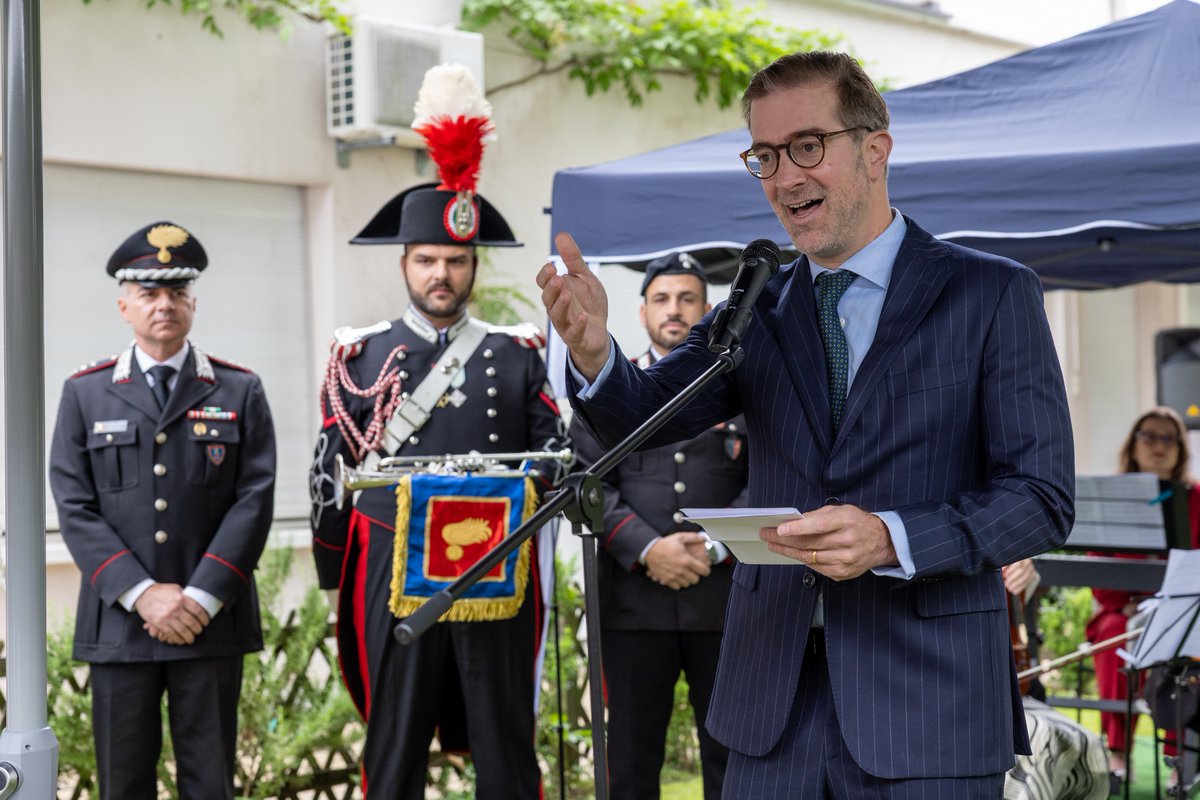 ItalyinBasel tweet media