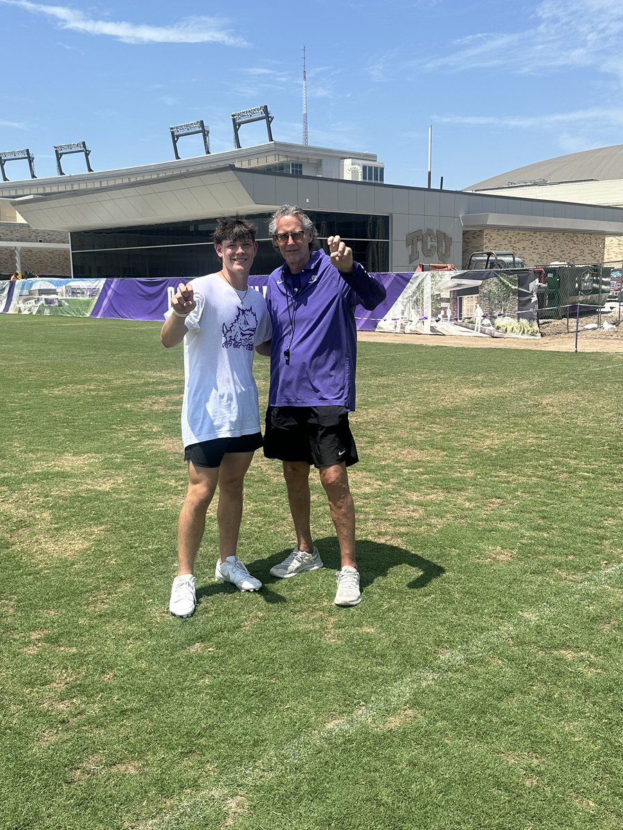 CooperGary73733's tweet image. Had a great time at the @TCUFootball camp. Thank you @MTommerdahl and the rest of the staff for allowing me to compete.
#pearl #toetheline #grit #thestandard 

@TheChrisRubio @LakeCreekTDClub @LakeCreekFBall @coachlaplante @CoachWDavidson @Bobby_Joe_14 @coach_bourquin