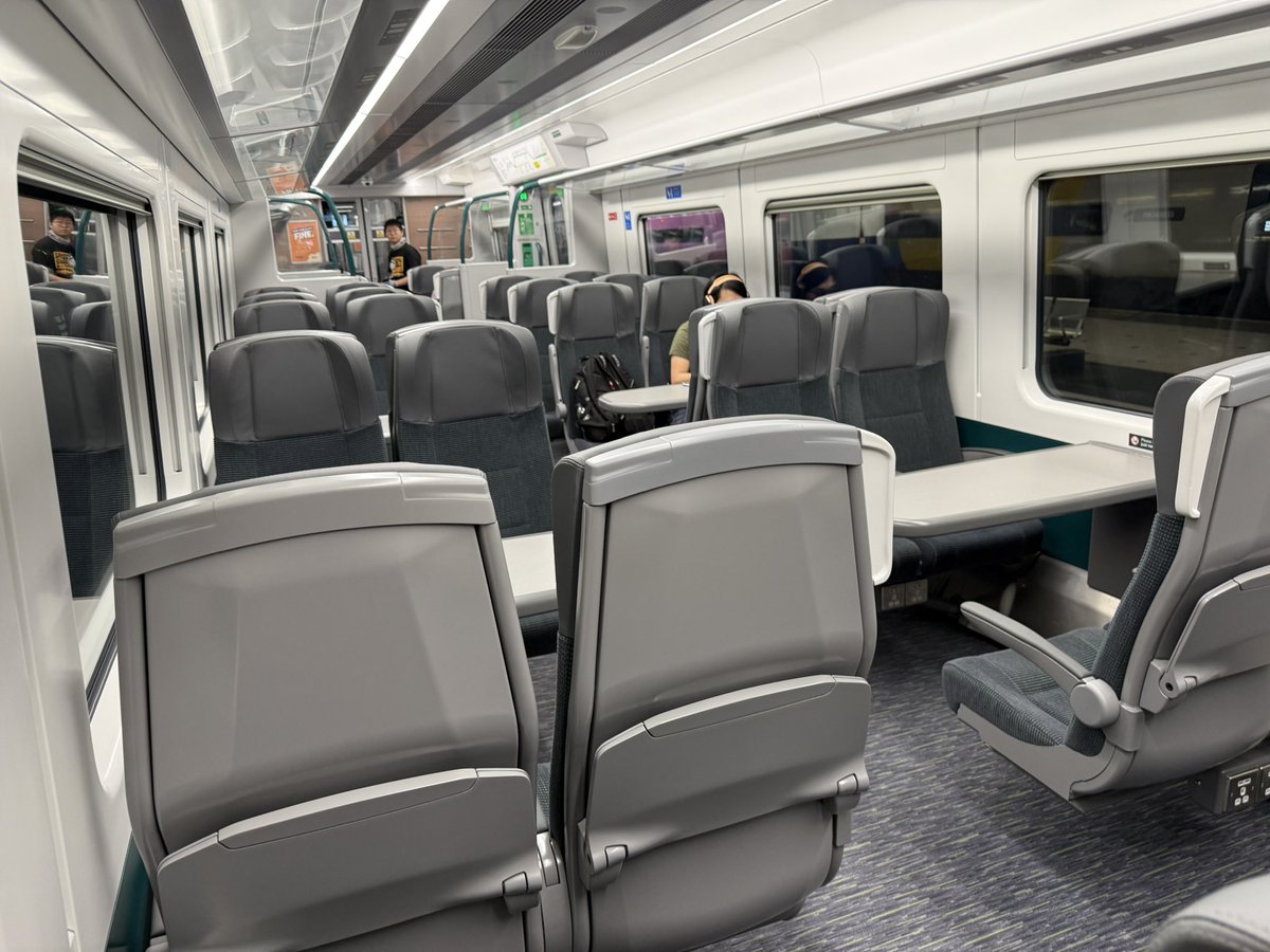 Mac (@maclarenturner) on Twitter photo This afternoons outing takes me to London, to sample the first working of an <a href="/LNRailway/">London Northwestern Railway</a> class 730/2 train. Very smooth trains even at 110, with a very smart interior to accompany the ride quality. This afternoons outing takes me to London, to sample the first working of an <a href="/LNRailway/">London Northwestern Railway</a> class 730/2 train. Very smooth trains even at 110, with a very smart interior to accompany the ride quality.