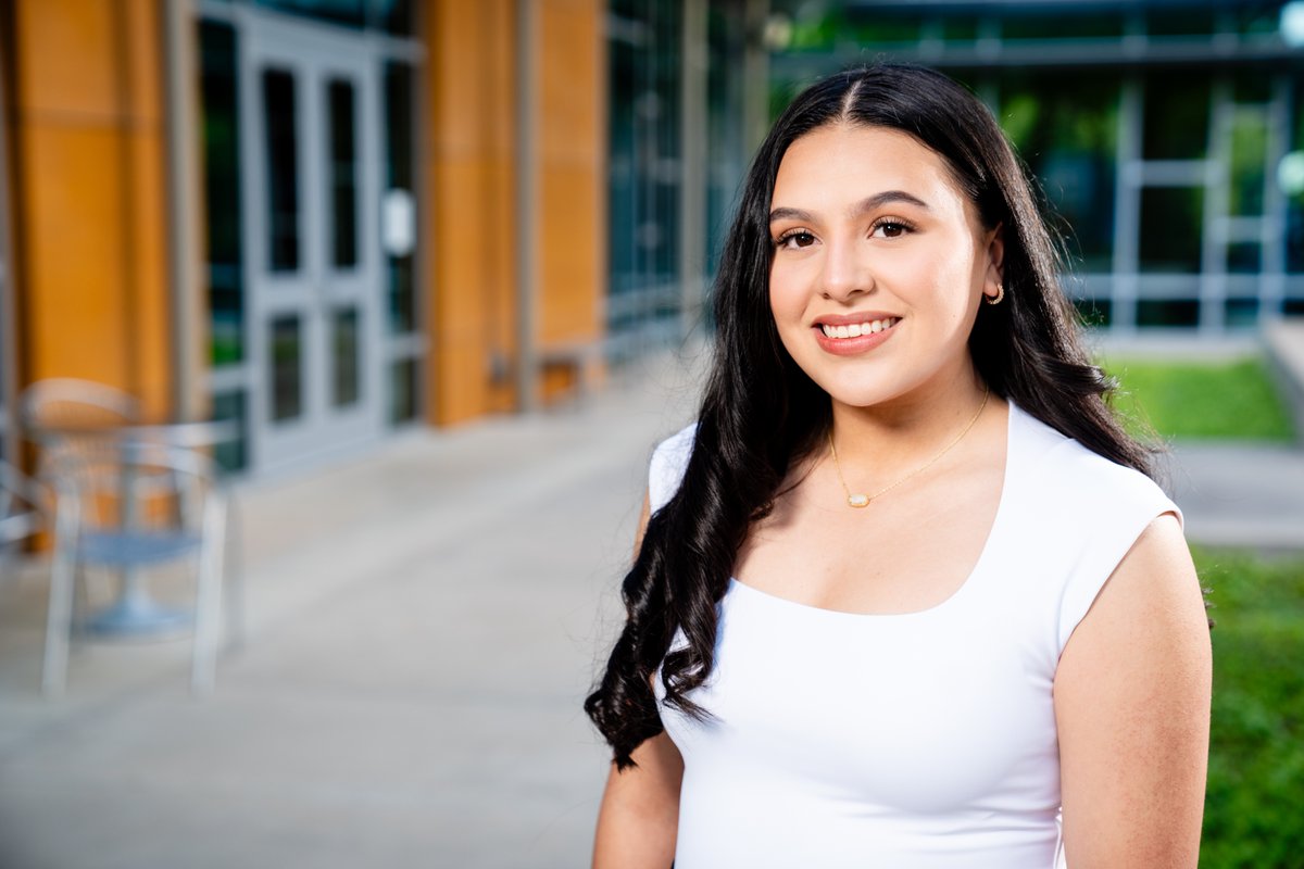 For Ashley Renteria, a visit to the bank with her parents was the catalyst for a career in finance. “It triggered something inside me,” Renteria said. The recent #UNTDallas graduate says she has always been a “numbers person.”

Read more: untdallas.edu/news/ashley_re…