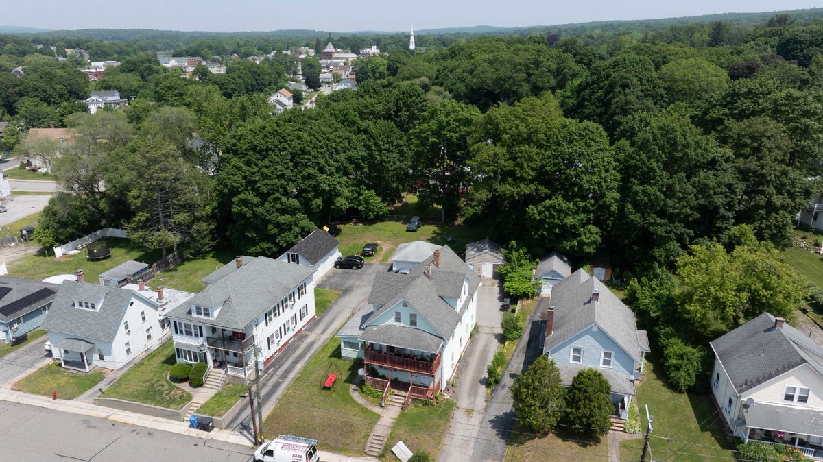 robbierealtorma's tweet photo. 36 Carter Street, Killingly, CT 06239
Exciting news!  Stay tuned for our upcoming listing that’s sure to impress.
https://t.co/Yqapr4jplP
Don’t miss out, mark your calendars!
#comingsoon# #realestate# https://t.co/XGjLSeKV5w