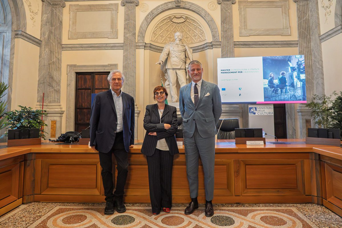 1/2 Oggi al Collegio Romano ribadiamo il primato dell'Italia nella creatività artistica e cinematografica con il Master di Produzione e Finanza di <a href="/fondazionecsc/">Centro Sperimentale</a> e <a href="/AnicaAcademy/">Anica Academy</a> , gratuito grazie ai fondi UE.