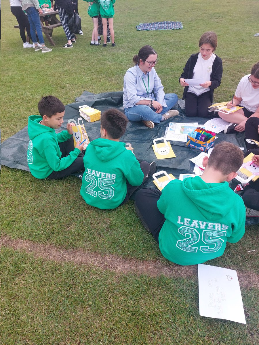 Seahorses_Class's tweet image. Thank you @StratfordColl for our Summer Teddy Bear Picnic celebration! We had so much fun on all the activities and really enjoyed the picnic. @WillowsCE @cormorantsclass