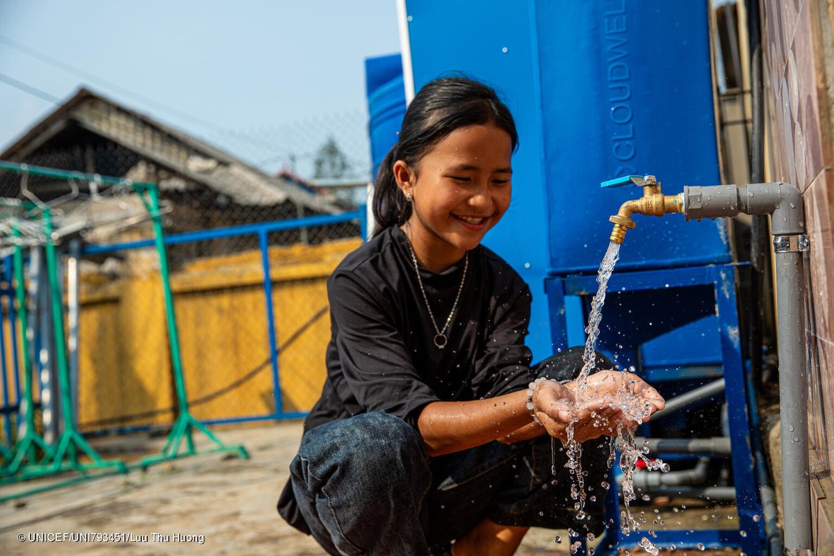 Ngân is all smiles at her school’s new water station.

Thanks to UNICEF, they have a new rainwater harvesting system. This climate-resilient technology transforms rainwater into safe water for daily use, which means children can stay healthy and keep learning.