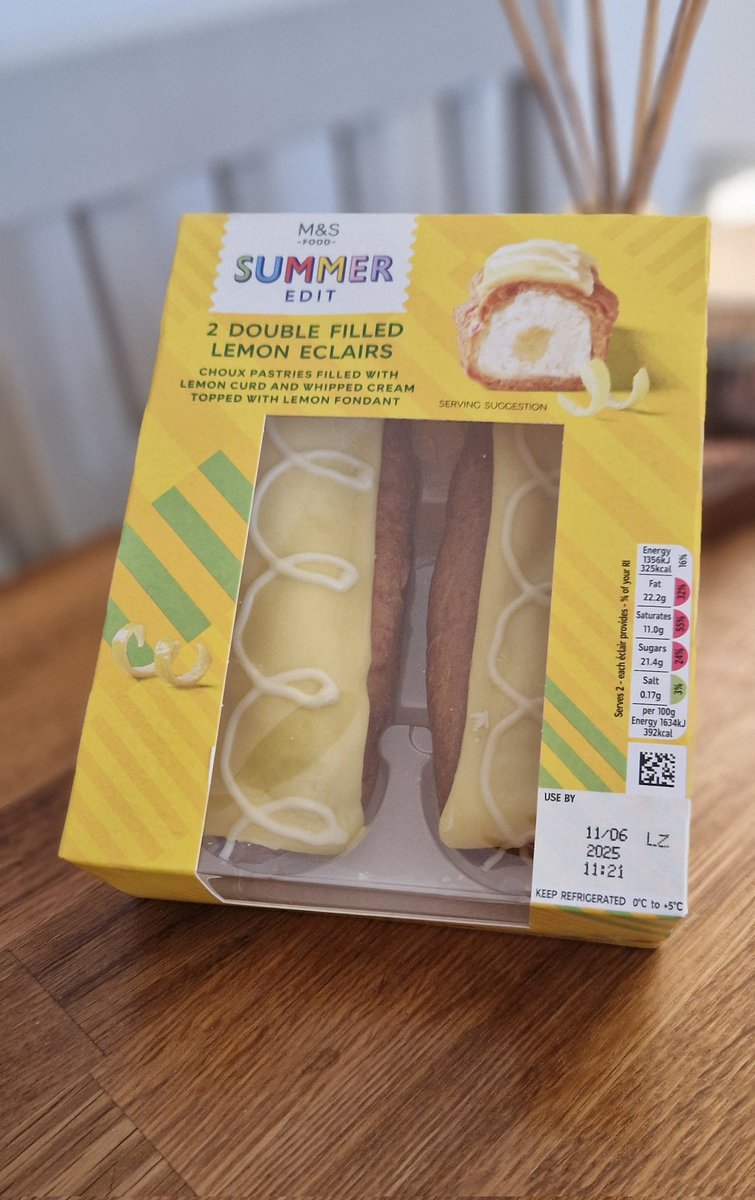 MissEmyC's tweet photo. @marksandspencer Can't wait to try these! 😍🍋 https://t.co/Hm72rUWlD9
