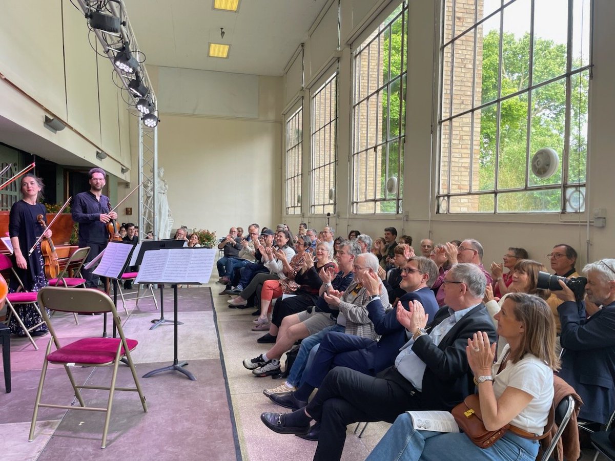 Superbe Festival de la Pentecôte sur le thème "Italiens et italiennes entre Milan et Paris" proposé par le château de la #Malmaison et la Nouvelle Athènes. Cette 3ème édition installe ce rdv musical comme une référence à #Rueil.  👏Élisabeth Caude, Sylvie Brely, et aux artistes !