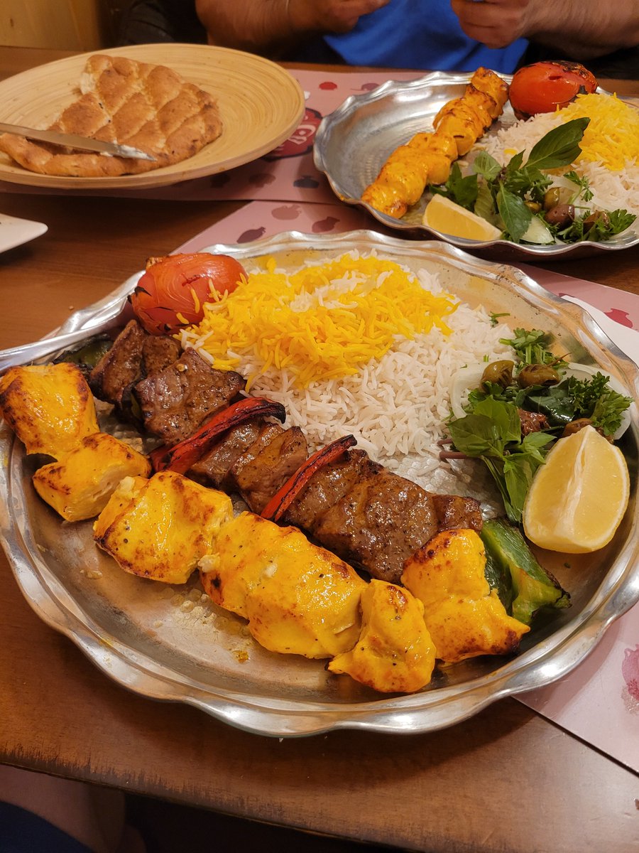 Amazing food tastes even better when shared with the right person. 

👬: <a href="/_lib3r8d/">River</a>