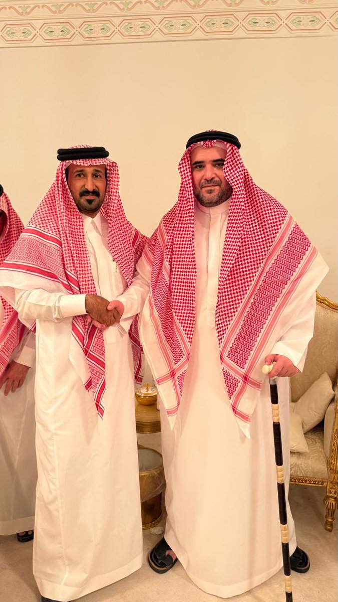 نعزي انفسنا ونعزي اخواني الشيخ خالد ومعالي الاستاذ #سعود_القحطاني واخوانهم وقبائل قحطان عامه في وفاة فقيدنا الشيخ #عبدالله_بن_سالم_الوهابي الله يغفر له ويسكنه فسيح جناته ويلهم ذويه الصبر والسلوان
#ابن_جخدب