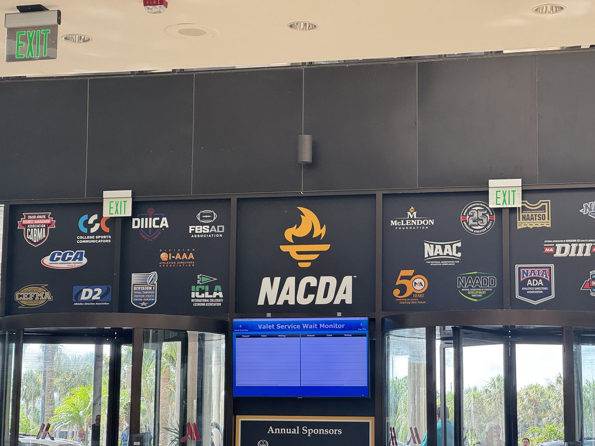 jakerosenberg33's tweet image. The Athlete Group in Orlando at #NACDA
Panel on the professionalizing of college sports coming up at 1:30 PM with me, @wojespn , @TC_Gillespie32 , and @WinterSportsLaw!