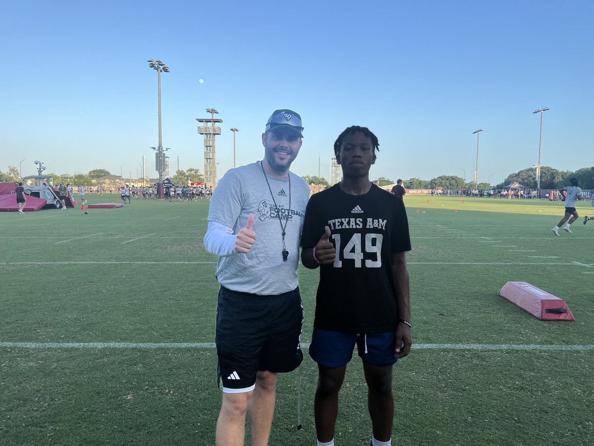 LandonCWallace's tweet image. Had a great time at Texas A&amp;amp;M camp yesterday! Thanks to @CoachPMason  &amp;amp; @CoachBateman for the great feedback. 

#ShortStepsLongVision

 @CoachTroop @CoachJPeterson @CoachStanWatson @coachmd_davis @CoachMikeElko