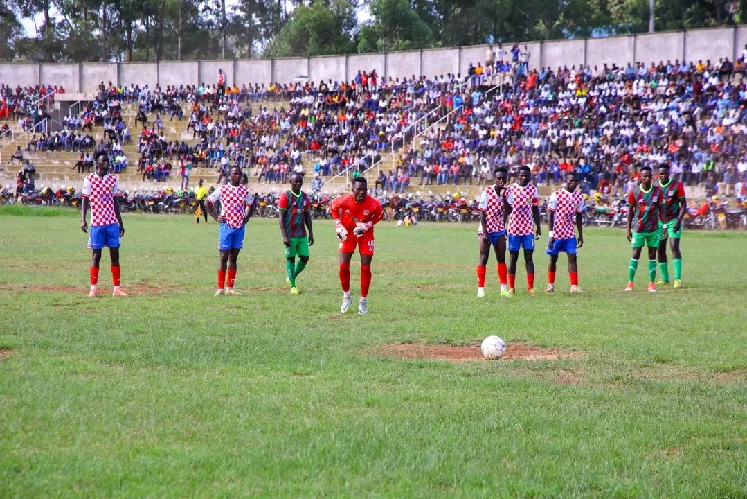 APSBOMETFC's tweet image. 𝗕𝗼𝗯 𝗖𝗲𝘁𝗿𝗶𝗰 🧤

2️⃣ goals in 2️⃣ straight home games!
1️⃣6️⃣ clean sheets &amp;amp; counting...

Kenya One!

#MunguMbele 

#FKFNSL 

#TheBlackBerets