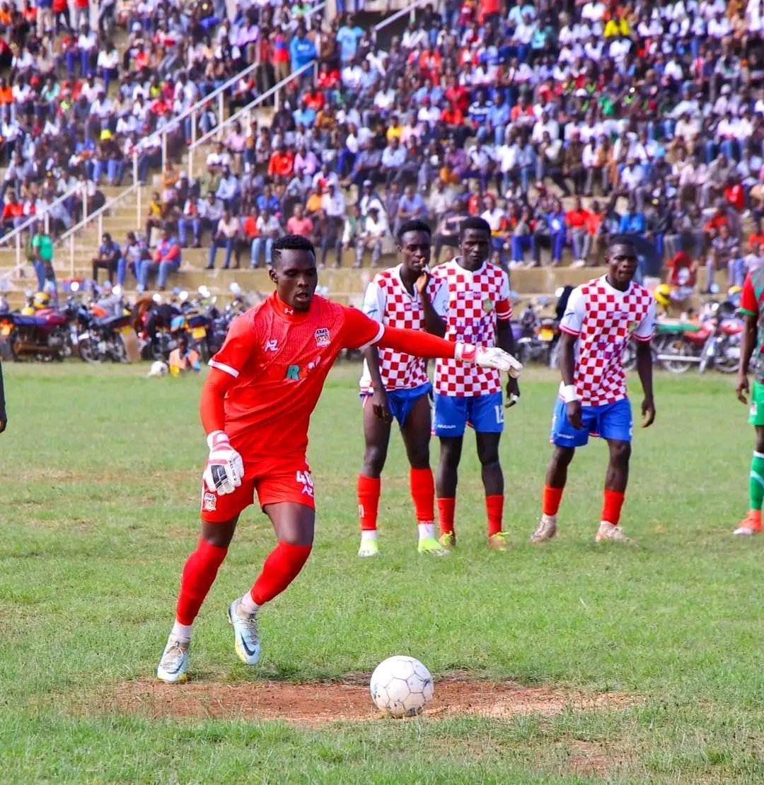 APSBOMETFC's tweet image. 𝗕𝗼𝗯 𝗖𝗲𝘁𝗿𝗶𝗰 🧤

2️⃣ goals in 2️⃣ straight home games!
1️⃣6️⃣ clean sheets &amp;amp; counting...

Kenya One!

#MunguMbele 

#FKFNSL 

#TheBlackBerets