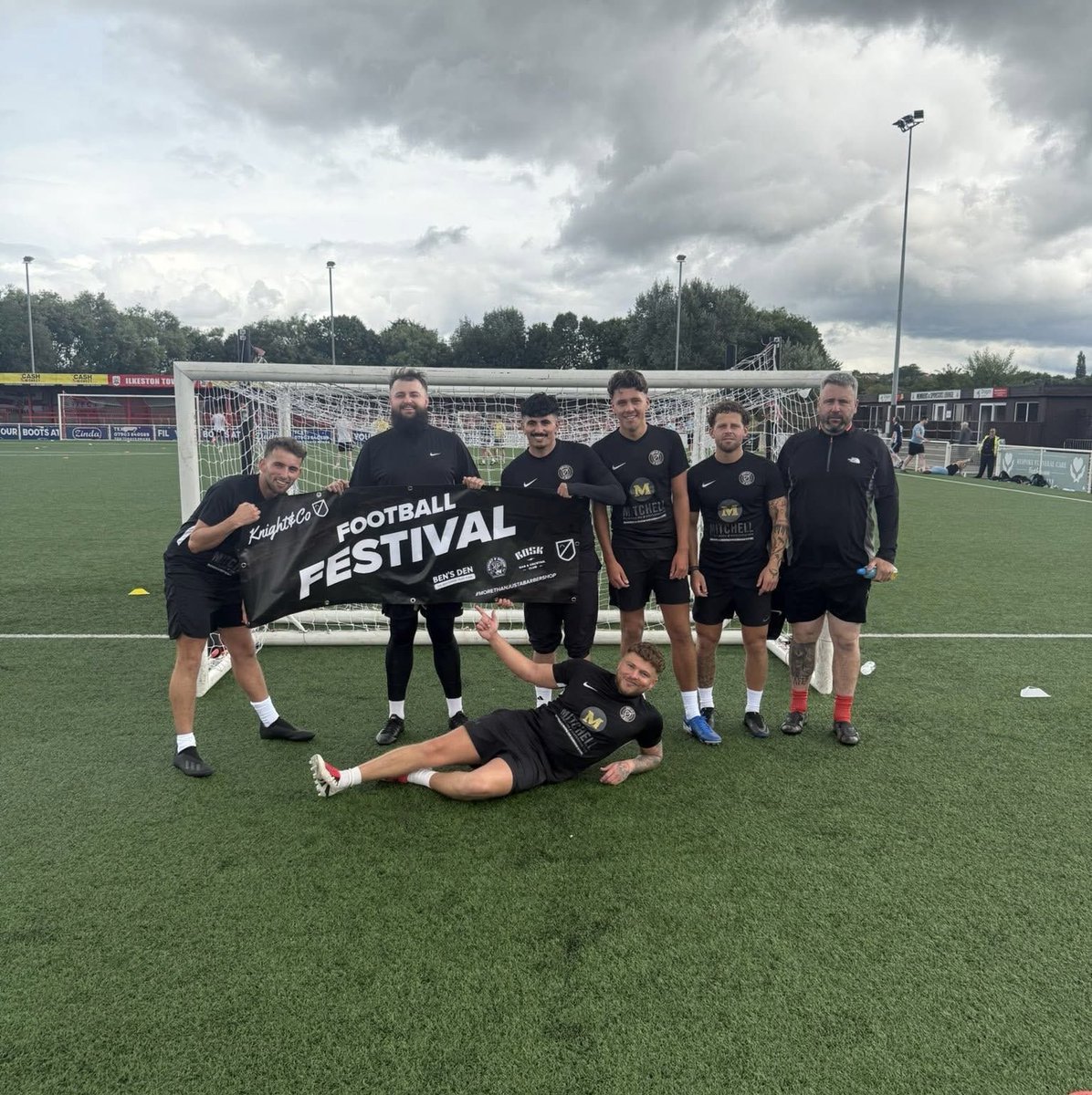 Knight & Co FC tweet media