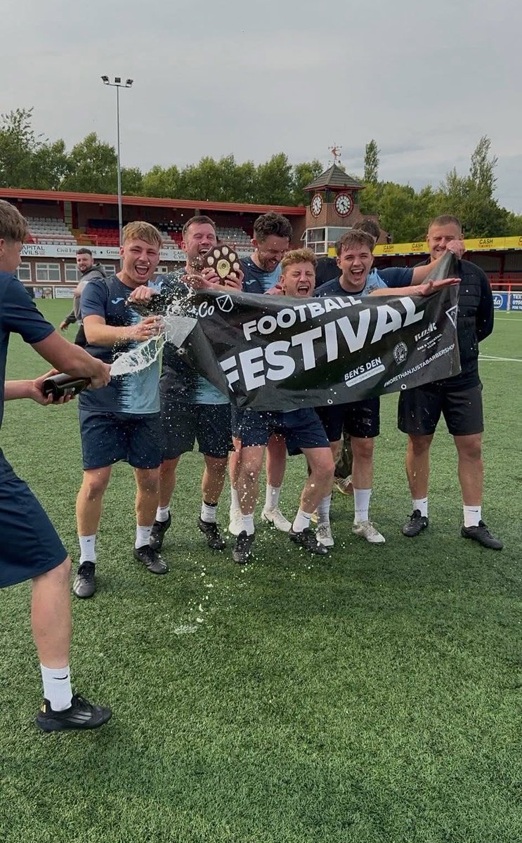 Knight & Co FC tweet media