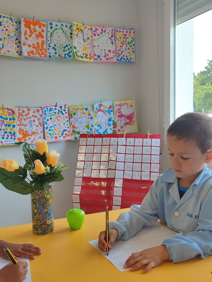 Los niños y niñas de #infantil estamos ultimando nuestros proyectos de este trimestre. Hemos aprendido mucho sobre la granja y sus animales y sobre las plantas y las flores. 🐔🐖🐴🌹🌺🌻🌵