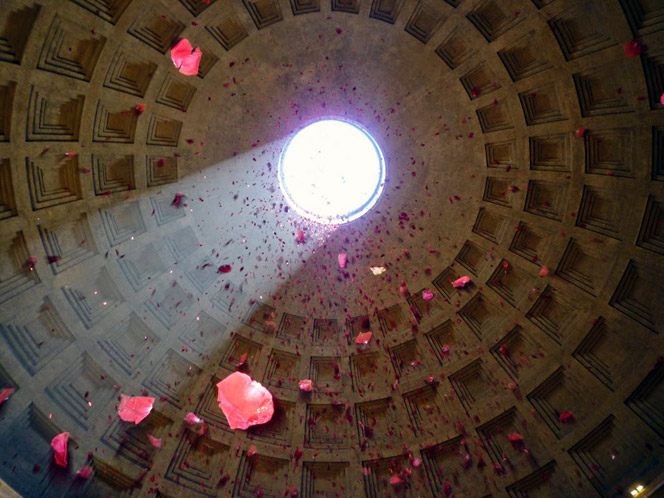 TheWorldsPages's tweet photo. On Pentecost, rose petals rain through the Pantheon's oculus—a celestial blessing in the heart of ancient Rome.
#Rome https://t.co/9qXnPHNTKH