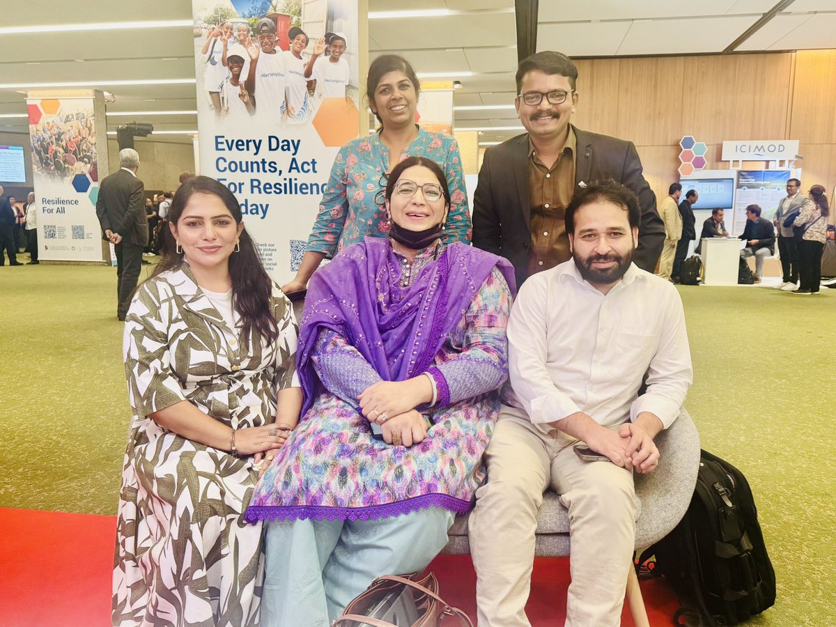 The day was filled with engagements — participating in plenary meetings, sessions at Inclusion Hub, and the Ignite Stage. A great opportunity to network with diverse stakeholders, discuss the government’s good work, and explore potential areas for future collaboration. 
#UNDRR