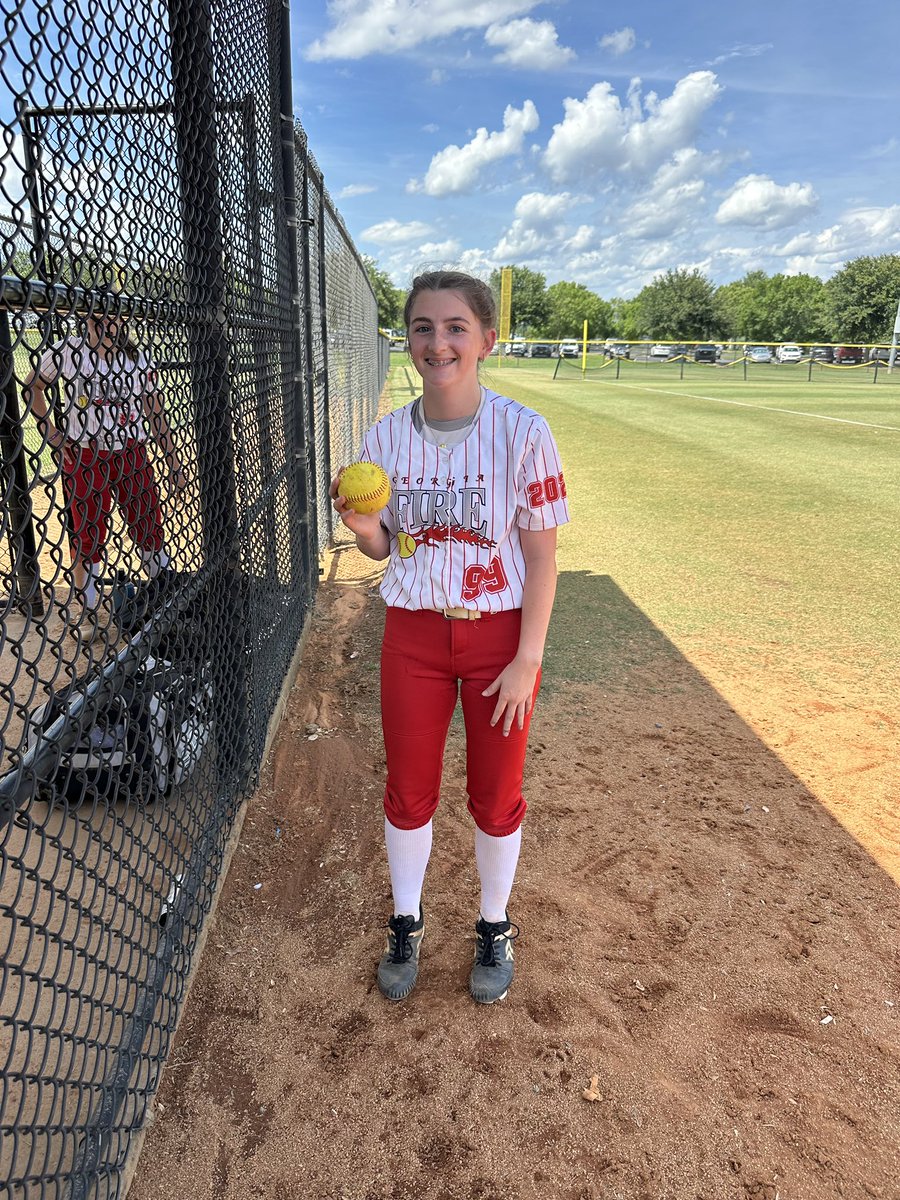 Blessed to throw my 4th career no hitter this weekend at the DC Fastpitch State Championship. Thankful for the great defense behind me all game!
<a href="/GAFIRE09DENOV/">GA FIRE 09-DENOVCHEK</a> <a href="/NHSTitanSB/">Northview Softball</a>