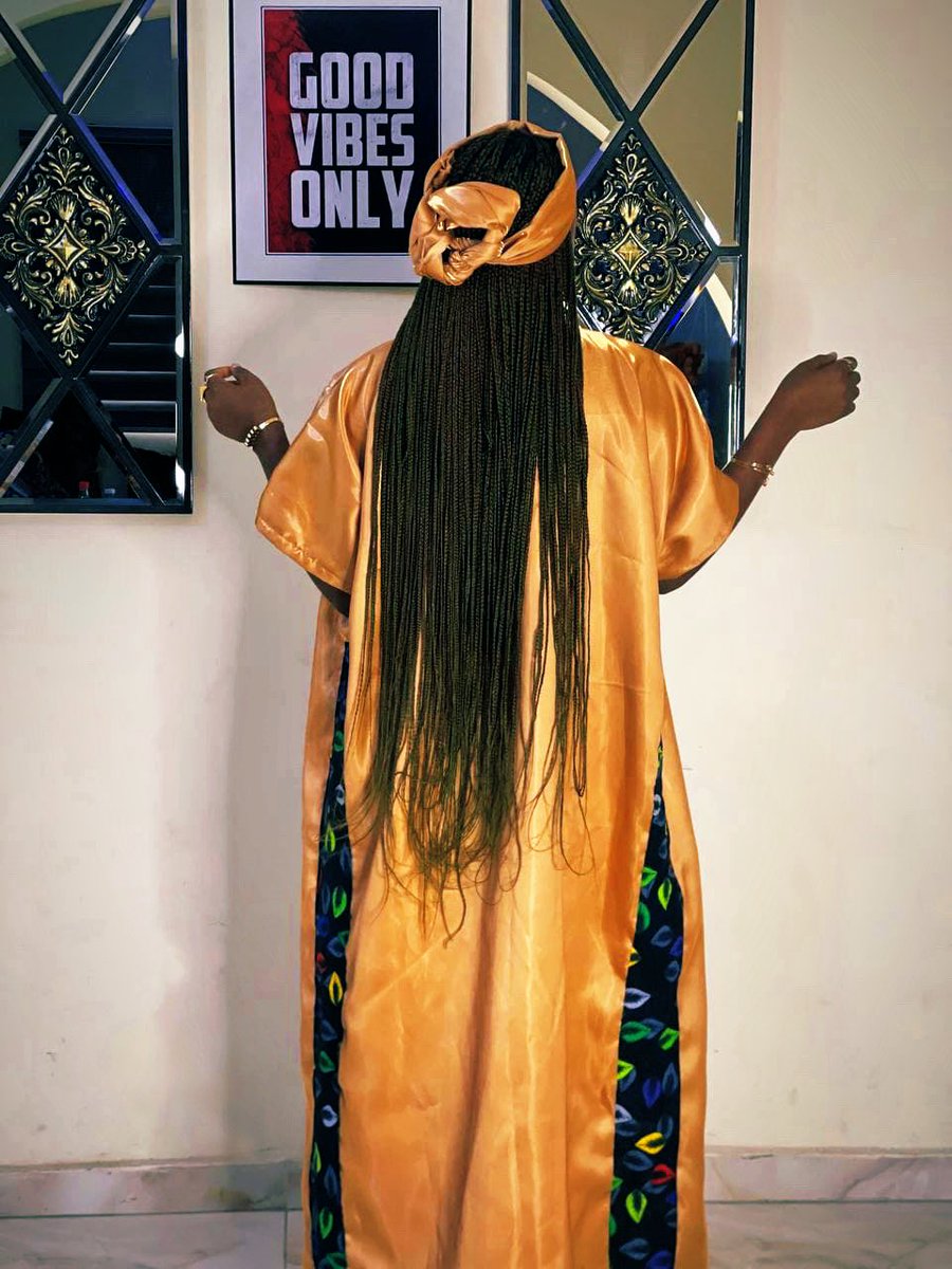 ___ariike's tweet image. The ADEDOYIN Outfit: A golden brown two-piece with a touch of Ankara for that extra flair — stylish &amp;amp; super affordable. 💛✨
#AffordableFashion #AnkaraStyle