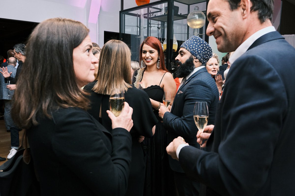 Let me tell you a secret: I used to HATE networking 😣

The sometimes-awkward introvert in me dreaded it. Walking into a room full of confident people who seemed to know exactly what to say, how to say it, and who to say it to? No thanks. I’d overthink everything 😅🙂 from how I