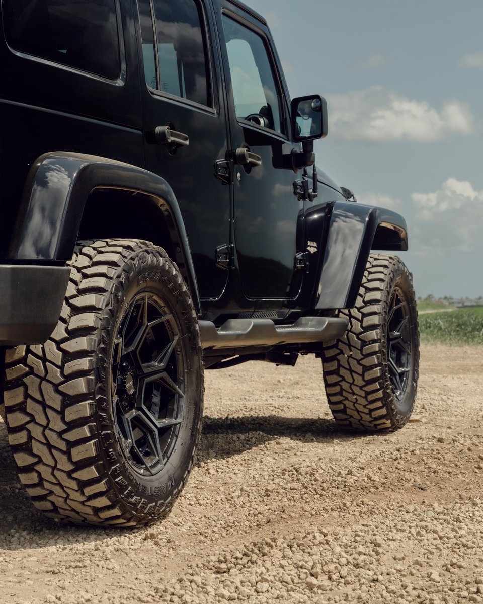 4PlayWheels's tweet photo. Here's our new S26 on this Jeep Wrangler Sahara. These are a 20x9 size with 35x12.5x20 tires. 2.5 inch @roughcountry lift. In stock ready to gooooo
#4playwheels #jeep #liftedjeep #jeeprims #jeepwrangler #4ps26 #gladiator #jeepgladiator #wrangler #jeepwrangler https://t.co/t0KadsyCFU