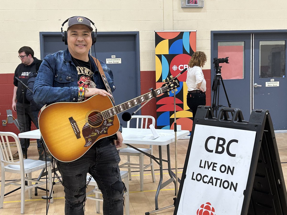AnthonyGermain's tweet image. Thrilled to discover that our
On The Go LIVE show from Sheshatshui last year won 🥇 gold at the Atlantic Journalism Awards. Big thanks to everybody at the school there, Innu music phenom David Hart, @CBCFrancesca, Ken Cave, @HeidiAtter. Honoured to be recognized for this.