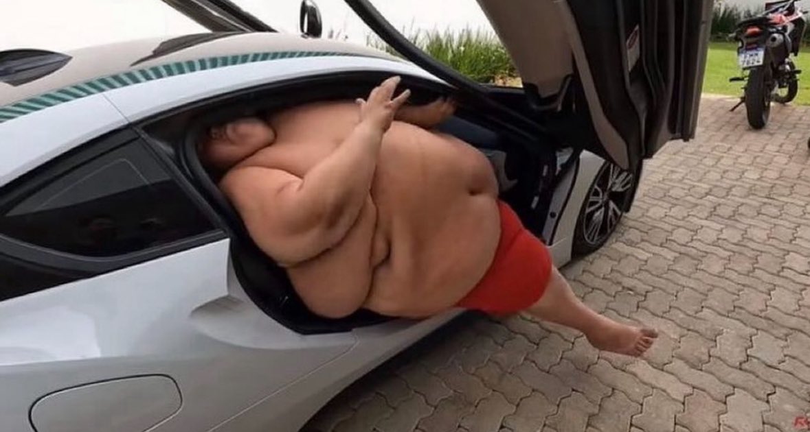 Investidor tentando fazer patrimônio no Brasil com o pouco que sobra no fim do mês.