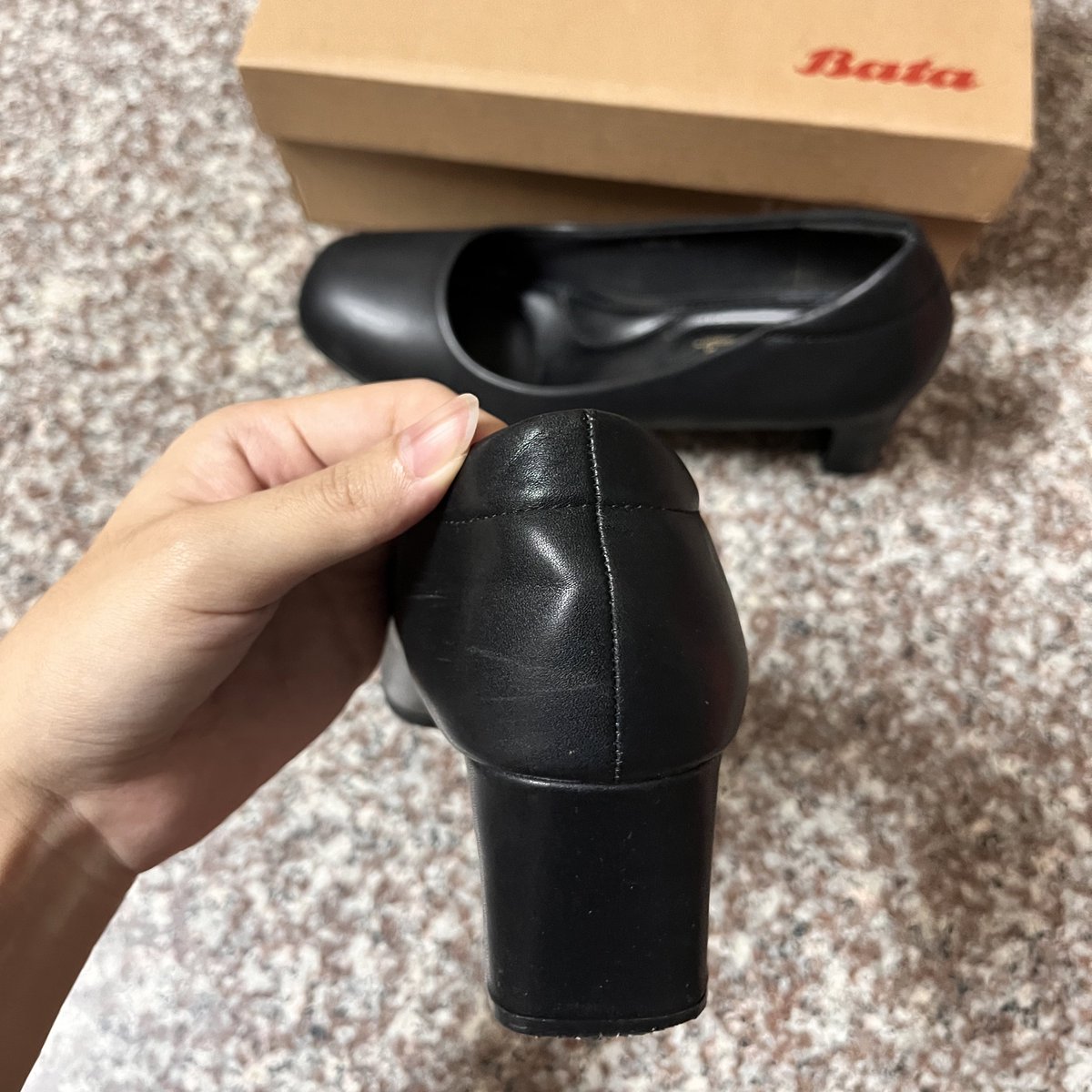 mineplayground_'s tweet photo. ส่งต่อรองเท้ารับปริญญา
คัทชู บาจา bata size 39 

สภาพดี มีกล่องให้ มีตำหนิรอยพับด้านหลังเล็กน้อย (ข้างขวา) ไม่มีผลต่อการใช้งานค่ะ🙇🏻‍♀️

300 บาทรวมส่ง (พร้อมโอน 280รส)

📩dm สอบถาม/ขอรูปเพิ่มเติมได้ค่ะ

#ส่งต่อรองเท้า #รองเท้ามือสอง #รองเท้าคัทชู #รองเท้าbata #รองเท้ามือ2 #ส่งต่อbata https://t.co/LALIuBhJMM