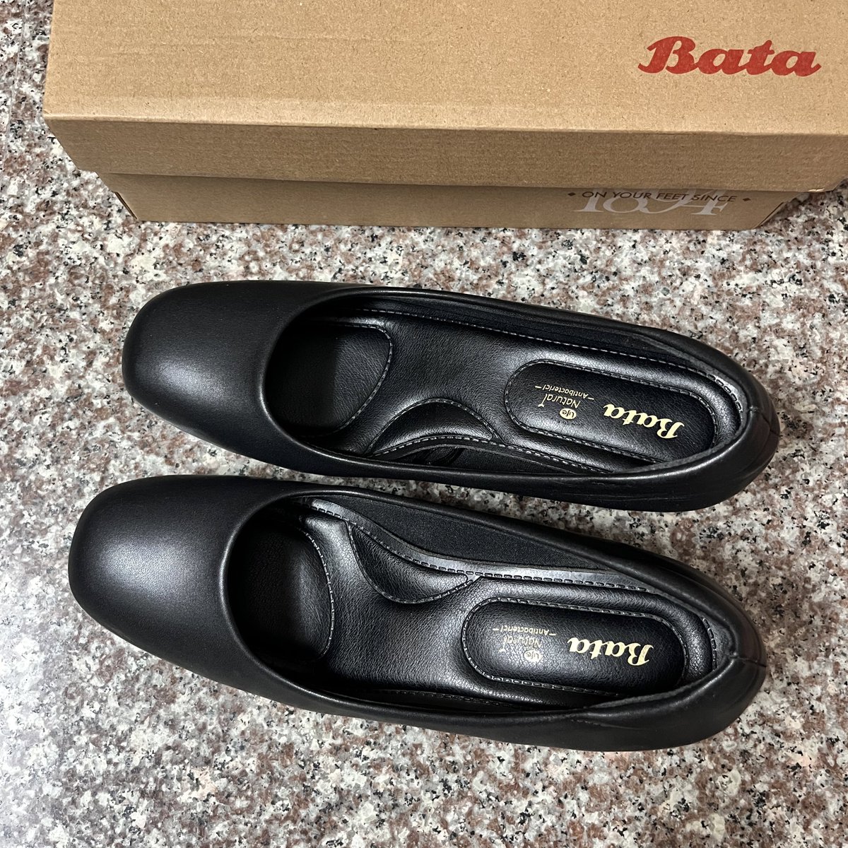 mineplayground_'s tweet photo. ส่งต่อรองเท้ารับปริญญา
คัทชู บาจา bata size 39 

สภาพดี มีกล่องให้ มีตำหนิรอยพับด้านหลังเล็กน้อย (ข้างขวา) ไม่มีผลต่อการใช้งานค่ะ🙇🏻‍♀️

300 บาทรวมส่ง (พร้อมโอน 280รส)

📩dm สอบถาม/ขอรูปเพิ่มเติมได้ค่ะ

#ส่งต่อรองเท้า #รองเท้ามือสอง #รองเท้าคัทชู #รองเท้าbata #รองเท้ามือ2 #ส่งต่อbata https://t.co/LALIuBhJMM