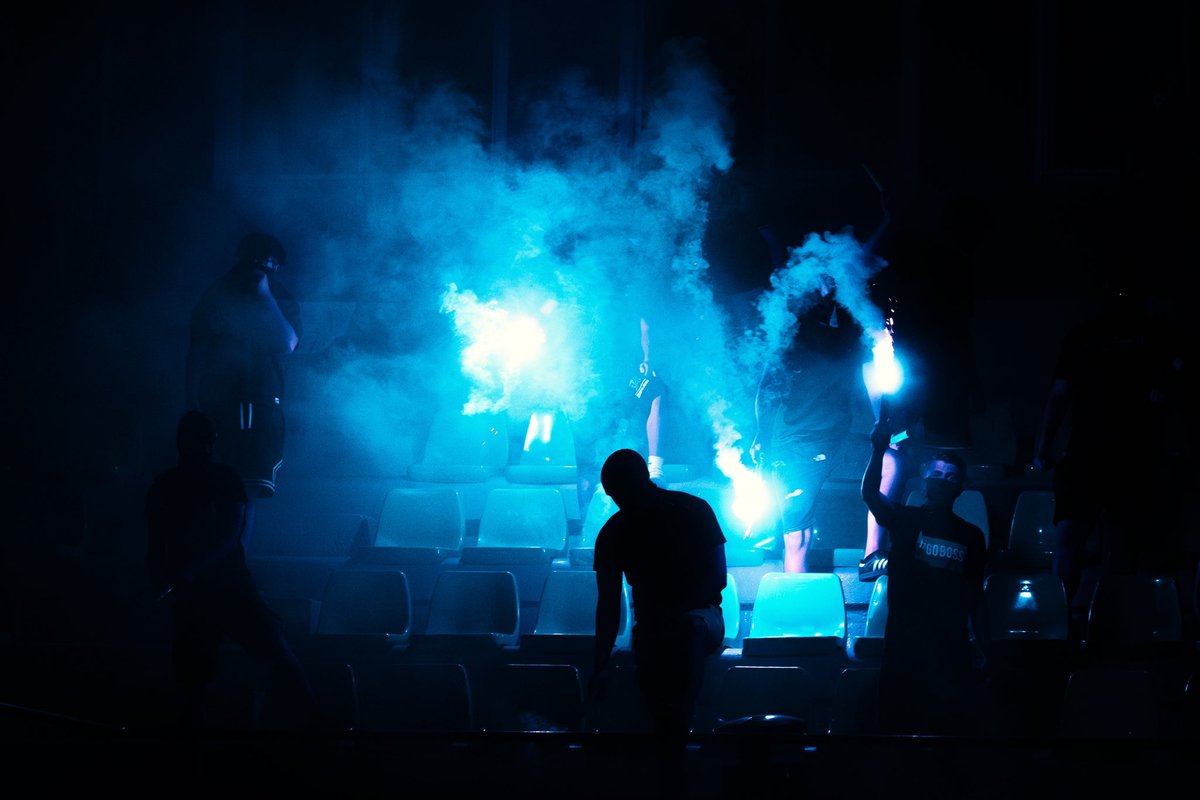 Fondo 1975 (@fondo1975) on Twitter photo 