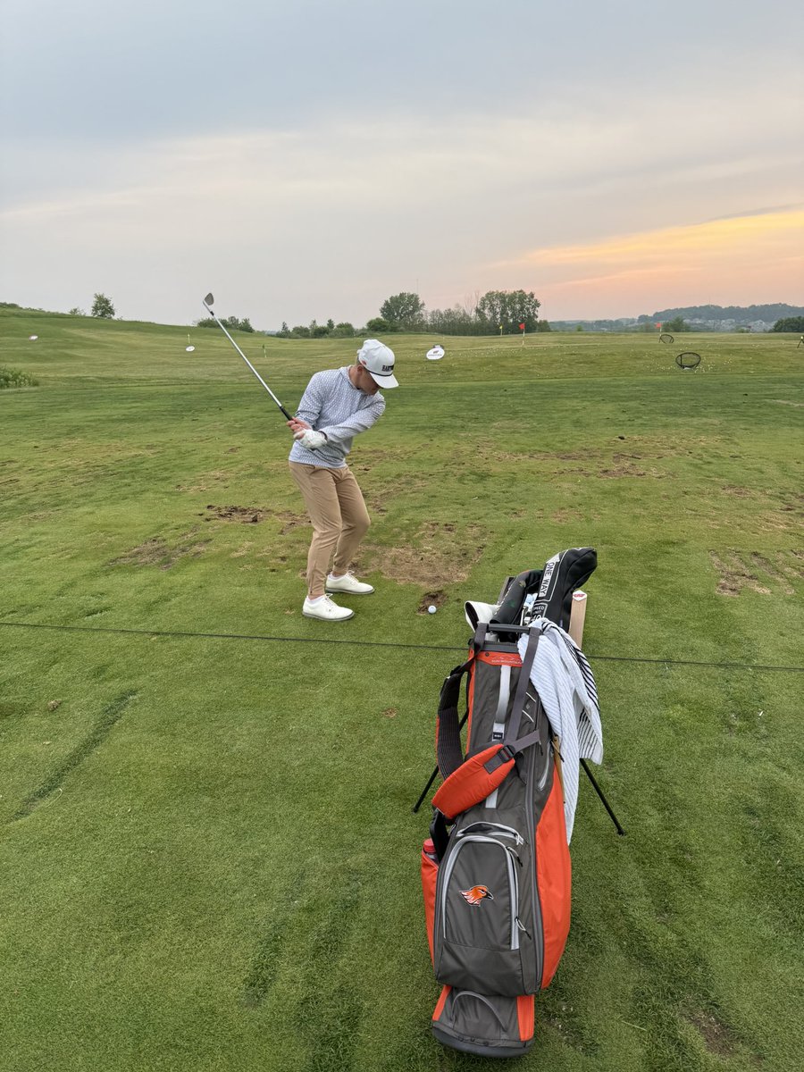 Owen’s warming for the boys’ golf state championship.