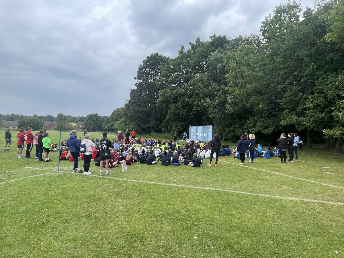 TWSSP's tweet image. 20 schools participating in today’s Year 5/6 @RoundersEngland competition @charltonpe Places in the @YourSchoolGames county finals at stake.