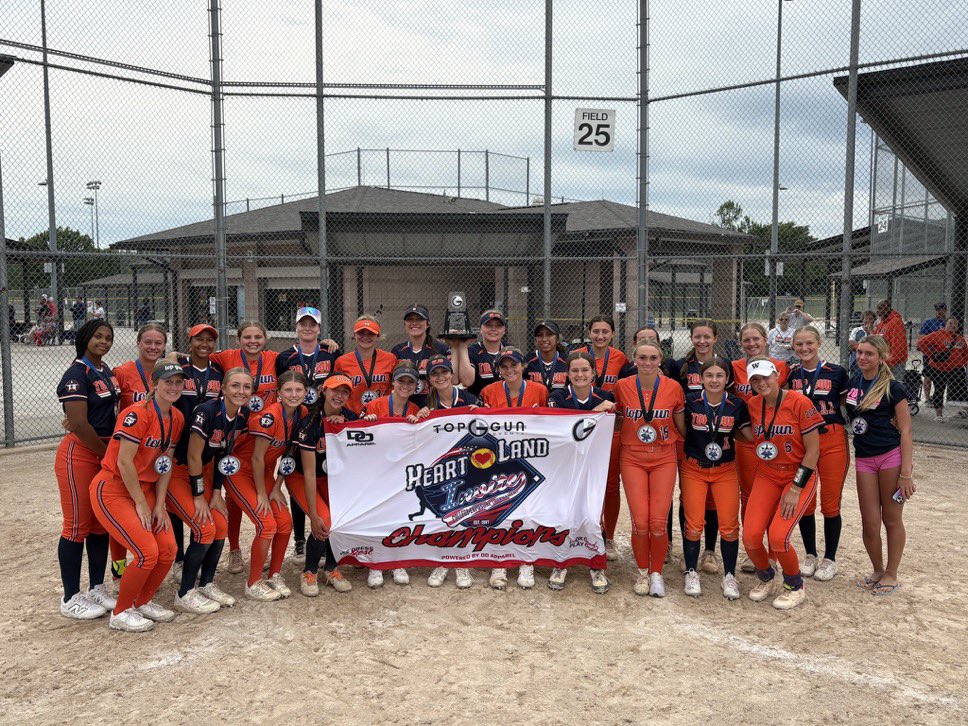 Ella Smith (@ellasmith0925) on Twitter photo Wrapped up the <a href="/TopGunEvents/">Top Gun Events</a> heartland showcase as co-champions with <a href="/TopGun08STL/">Top Gun 16U National STL</a>!!! Back at it today at the Bownet sweet sixteen🤙🏽🤙🏽
STATS FROM THIS WEEKEND ⬇️⬇️⬇️
AVG: .529
H: 9
1B: 4
2B: 3
HR: 2💣💣
RBI: 7
<a href="/topgun_skim/">Top Gun National 16u-SK</a> <a href="/TGA_Turner/">Top Gun National 18U</a> <a href="/TGASciara/">Top Gun National 16</a> Wrapped up the <a href="/TopGunEvents/">Top Gun Events</a> heartland showcase as co-champions with <a href="/TopGun08STL/">Top Gun 16U National STL</a>!!! Back at it today at the Bownet sweet sixteen🤙🏽🤙🏽
STATS FROM THIS WEEKEND ⬇️⬇️⬇️
AVG: .529
H: 9
1B: 4
2B: 3
HR: 2💣💣
RBI: 7
<a href="/topgun_skim/">Top Gun National 16u-SK</a> <a href="/TGA_Turner/">Top Gun National 18U</a> <a href="/TGASciara/">Top Gun National 16</a>