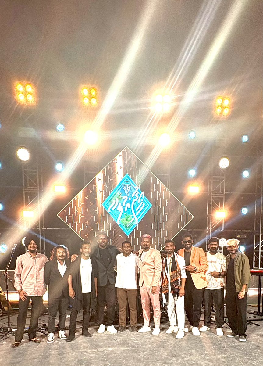 reekhan999's tweet image. Rayyithunge MP Brother @Abbasvelidhoo w/ #2ofUs ❤️🔥 🎼 

#EidUfaaNVelidhoo