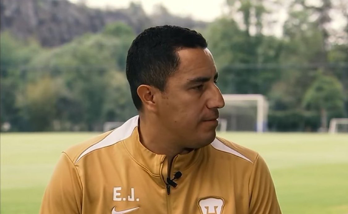 E. Juárez para <a href="/FOXSportsMX/">FOX Sports MX</a> "Voy a traer gente de Europa con la que ya trabajé. El club está haciendo el esfuerzo ojalá se de, quiero gente que no venga solo por dinero. Hablo inglés, francés, español, no habrá problema con el lenguaje".
¿Resurgirán los Pumas?
#AdministradorGio