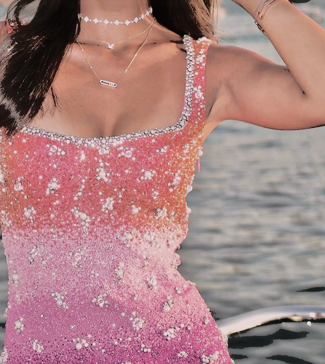 ⠀

              #𝐌𝐔𝐒𝐈𝐍𝐆 𑁤

⠀