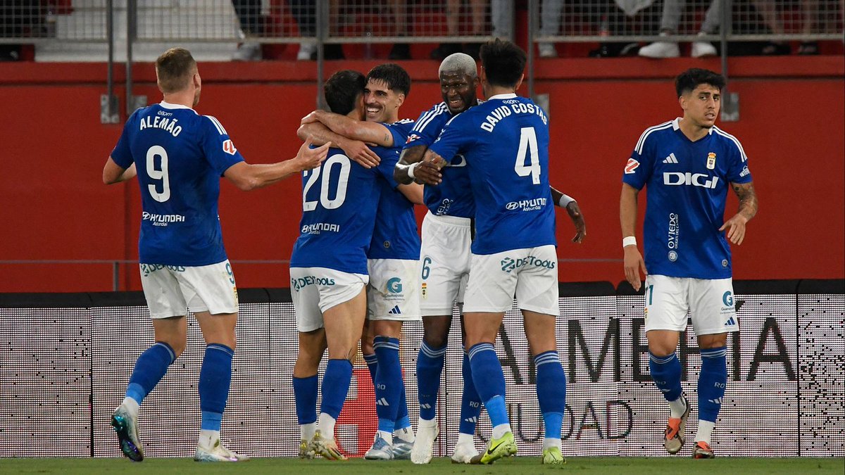 📻 #SERDeportivosAsturias | Desde las 15:20 horas les contamos la última hora del <a href="/RealOviedo/">Real Oviedo</a>, escuchamos protagonistas y analizamos con <a href="/Esteban1portero/">Esteban</a> la eliminatoria frente a la <a href="/U_D_Almeria/">UD Almería</a>.

👇 ¡Hoy también estaremos en directo en YouTube!
 youtube.com/watch?v=OtyaLi…