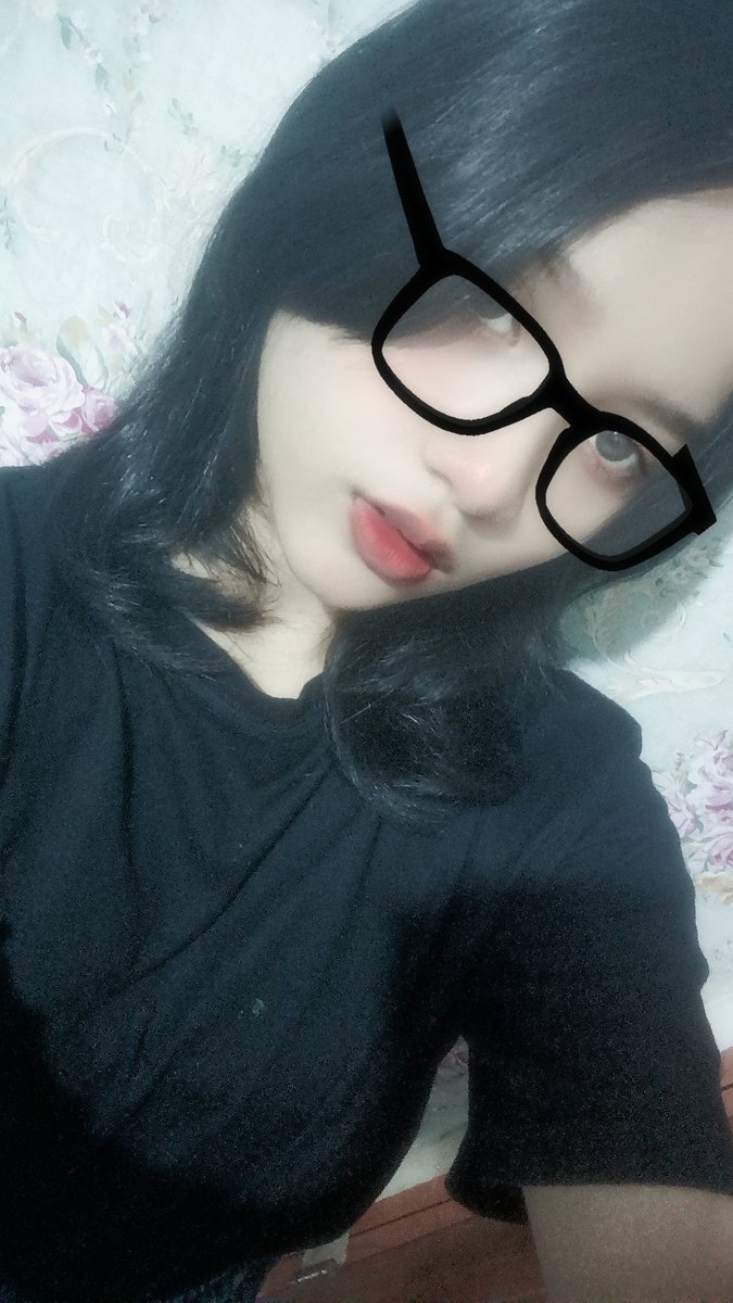 bli20phile's tweet photo. i hate this face 4ever ...
everyone tell me tht my face was so disgusting and they're all hate it.
just like ...
they want me to die already.
.
.
.
#intro #shedtwt #shtwt #edtwt #kys #kms #hateme #imdisgusting #Hate https://t.co/5dFX2buTvB