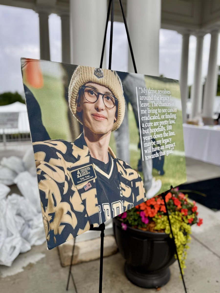 theTylerTrent's tweet photo. Today’s the big day! ⛳ The Fifth Annual #TeeOffForTyler Charity Golf Classic
is LIVE from Hawthorns Country Club supporting pediatric cancer research in
memory of Tyler Trent. 💛 #TylerTrentFoundation Show your support: https://t.co/CCWxLSYncL https://t.co/OPas27aWsU