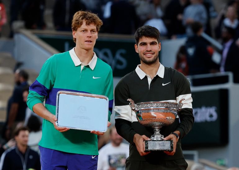 KoneruMd's tweet image. 🎾The French Open…and Tennis Elbow?
What an incredible French Open! Congratulations to Carlos Alcaraz on a masterful performance, outlasting Jannik Sinner in an epic five-hour battle. Truly unbelievable tennis.
Watching this match reminded me of the tremendous wear and tear…