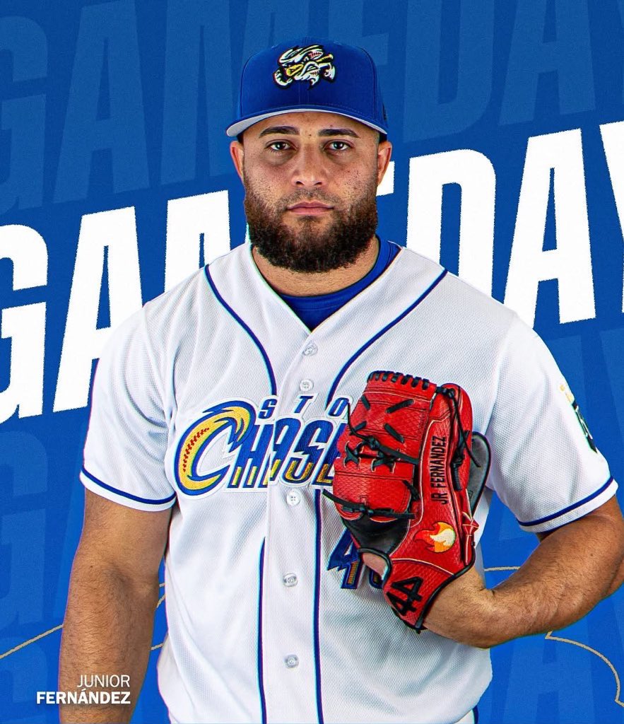 Águilas Cibaeñas (@aguilascibaenas) on Twitter photo Junior Fernández <a href="/OMAStormChasers/">Omaha Storm Chasers</a> lanzó 1 entrada y 1 tercio en blanco, ponchó a 3 bateadores.
#AguiluchosMiLB Junior Fernández <a href="/OMAStormChasers/">Omaha Storm Chasers</a> lanzó 1 entrada y 1 tercio en blanco, ponchó a 3 bateadores.
#AguiluchosMiLB