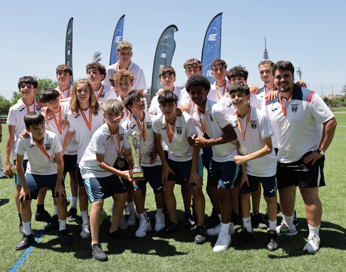 📋 Resultados #CanteraPepinera

🏆 I Torneo Fundación AFE

ℹ️ Final:
✅ Infantil A 4-0 AD Alcorcón ‘A’ 
⚽️ Rubén Pulido (2) Daniel Martín y Diego Nevado

👏 ¡Enhorabuena, CAMPEONES! 🥒