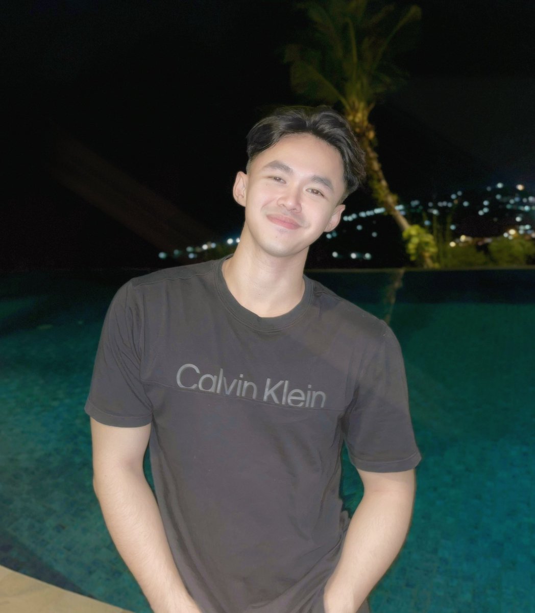 2020                                    2025
And both were taken in Jogja🙌🏼