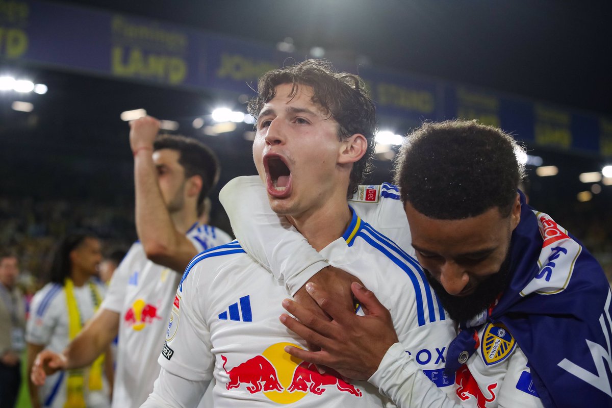 TheLeedsPress's tweet image. Do you see Brenden Aaronson as a regular starter for #LUFC in the Premier League?