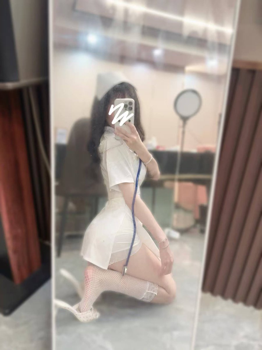 福利姬苏儿分享的黄推图片2 - 网红私拍内容