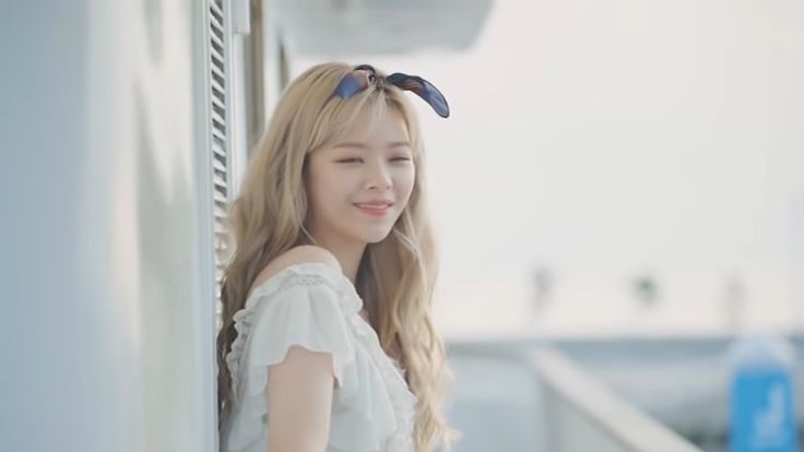 -a #2Jeong au

"The Only Exception"

after the loss of first love and her greatest heartbreak, she vowed not to love again and stay single, not until  she met a guy who was willing to do anything to pursue her. with love and patience she was slowly falling in love with him.