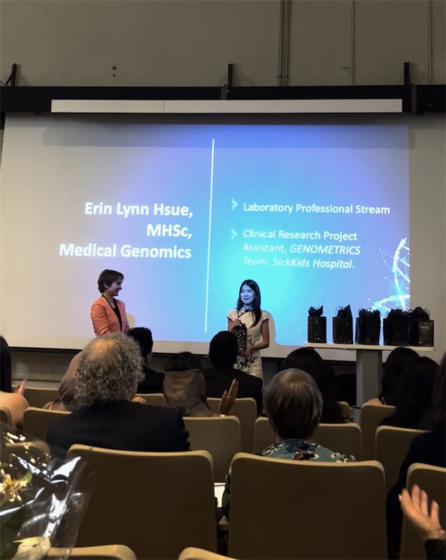 RobinHayeems's tweet image. 🎉 Big #congrats to GENOMETRICS practicum student Erin on graduating with her MSc in Medical Genomics from @UofTMedGen! Our very own Dr. Hayeems had the honour of delivering the graduation address! Erin, we’re so proud and are delighted you will be joining GENOMETRICS as an RA!
