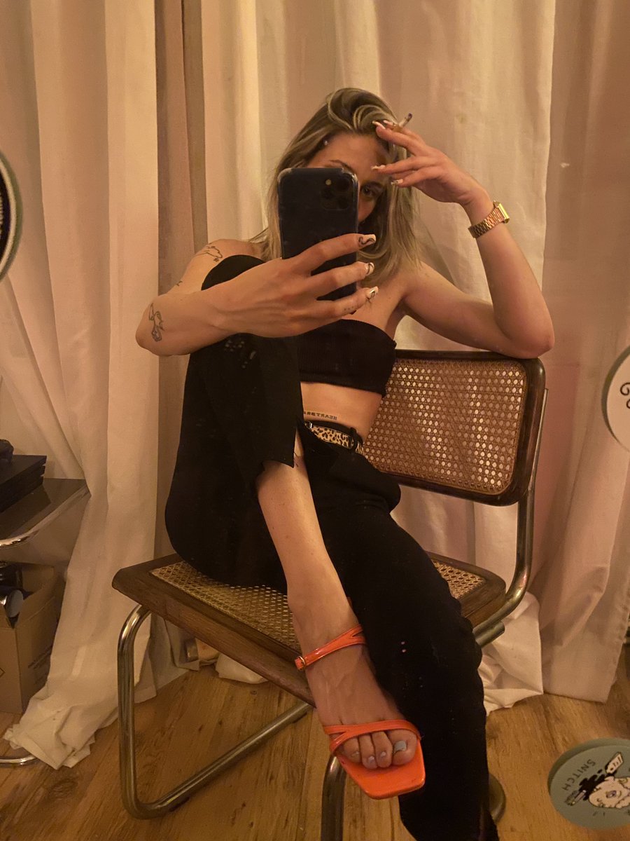 godessdevil666's tweet photo. https://t.co/NFj0QzEdjL
