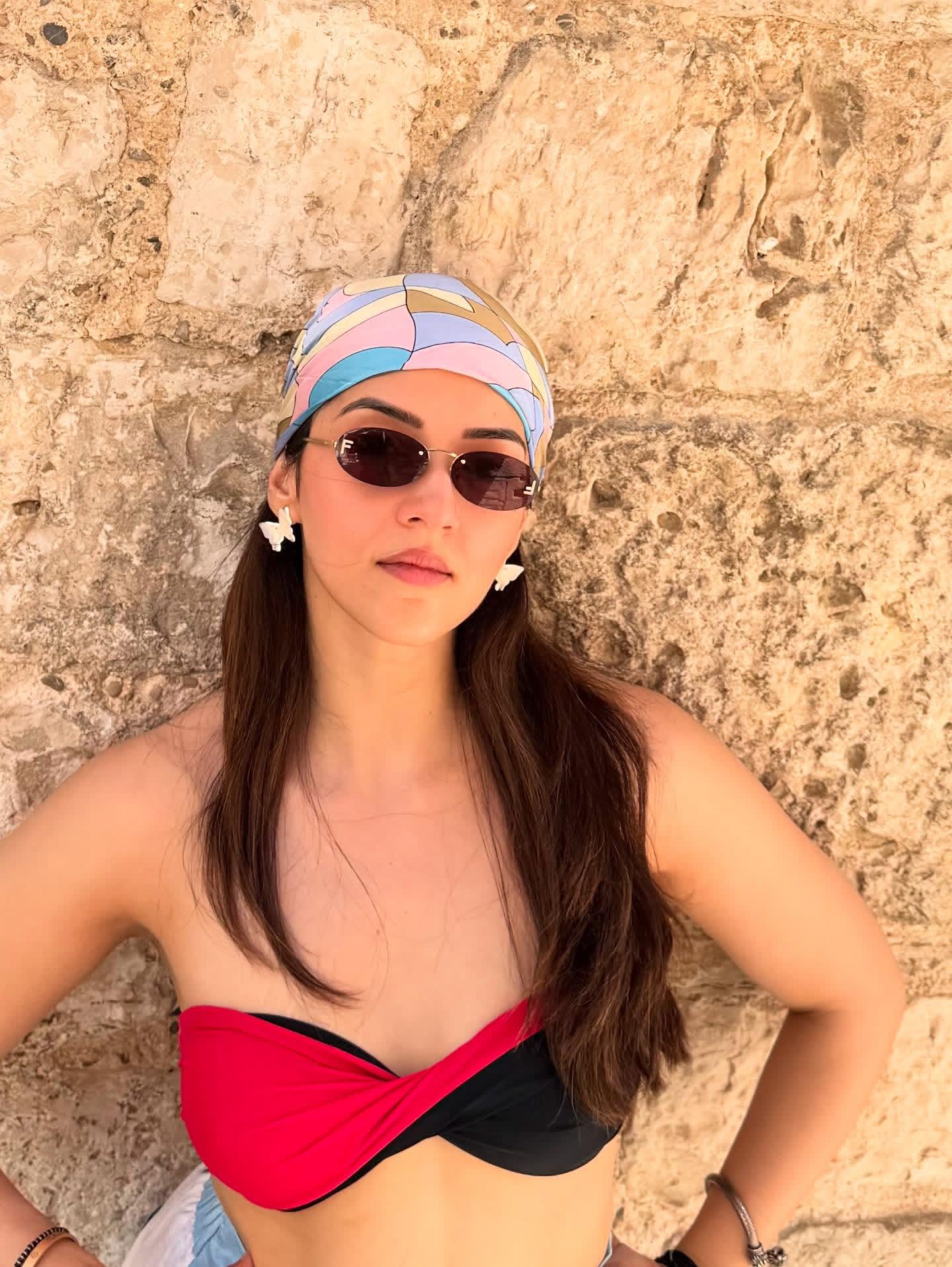 GtAVlTMa0AA-D34?format=jpg&name=large